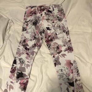 Athleta Elation tights NWOT Sz S